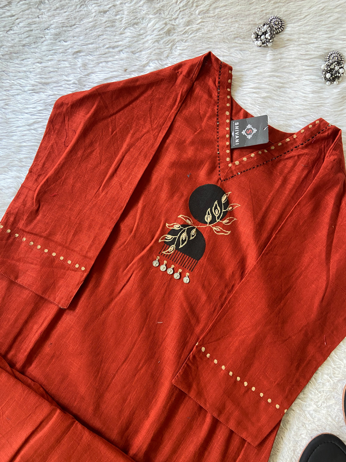Block Print Work Straight Cotton Kurti And Palazzo. Straight Kurti Sets For Women Online India. Shop the Latest Festive Summer Collection at Shivani Designer Kurti.