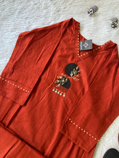 Block Print Work Straight Cotton Kurti And Palazzo. Straight Kurti Sets For Women Online India. Shop the Latest Festive Summer Collection at Shivani Designer Kurti.