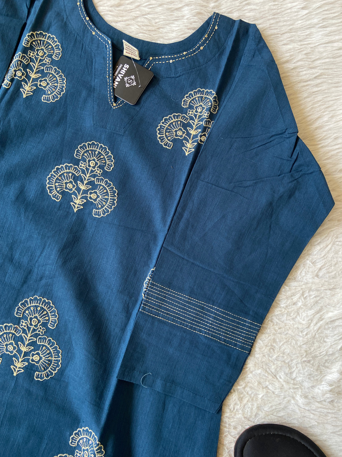 Embroidery Work Cotton Straight Kurti With Palazzo. Cotton Kurti Sets For Women Online India. Shop the Latest Festive Summer Collection at Shivani Designer Kurti.