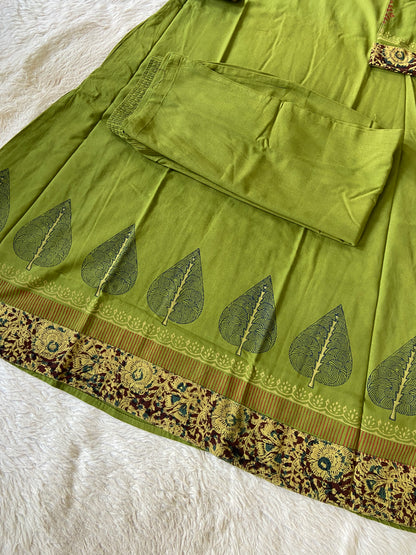 Mirror Work Aline Cotton Kurti And Palazzo (Gamthi Pair). Cotton Kurti Sets For Women Online India. Shop the Latest Festive Summer Collection at Shivani Designer Kurti.