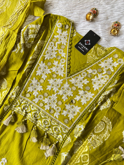 Jaipuri Print Cotton Aline Kurti With Palazzo And Dupatta.. Cotton Suit Sets For Women Online India. Shop the Latest Festive Summer Collection at Shivani Designer Kurti.