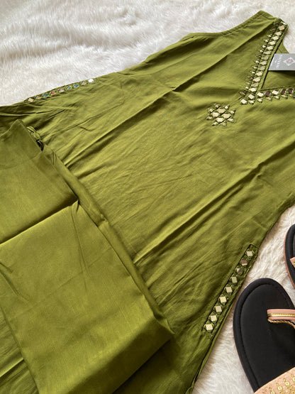 Sleeveless Aline Kurti With Mirror Work With Palazzo, Silk Aline Kurti Sets For Women