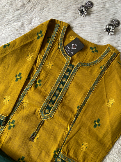 Linen Cotton Aline With Cut Kurti And Palazzo. Cotton Aline Kurti Sets For Women Online India. Shop the Latest Festive Summer Collection at Shivani Designer Kurti.