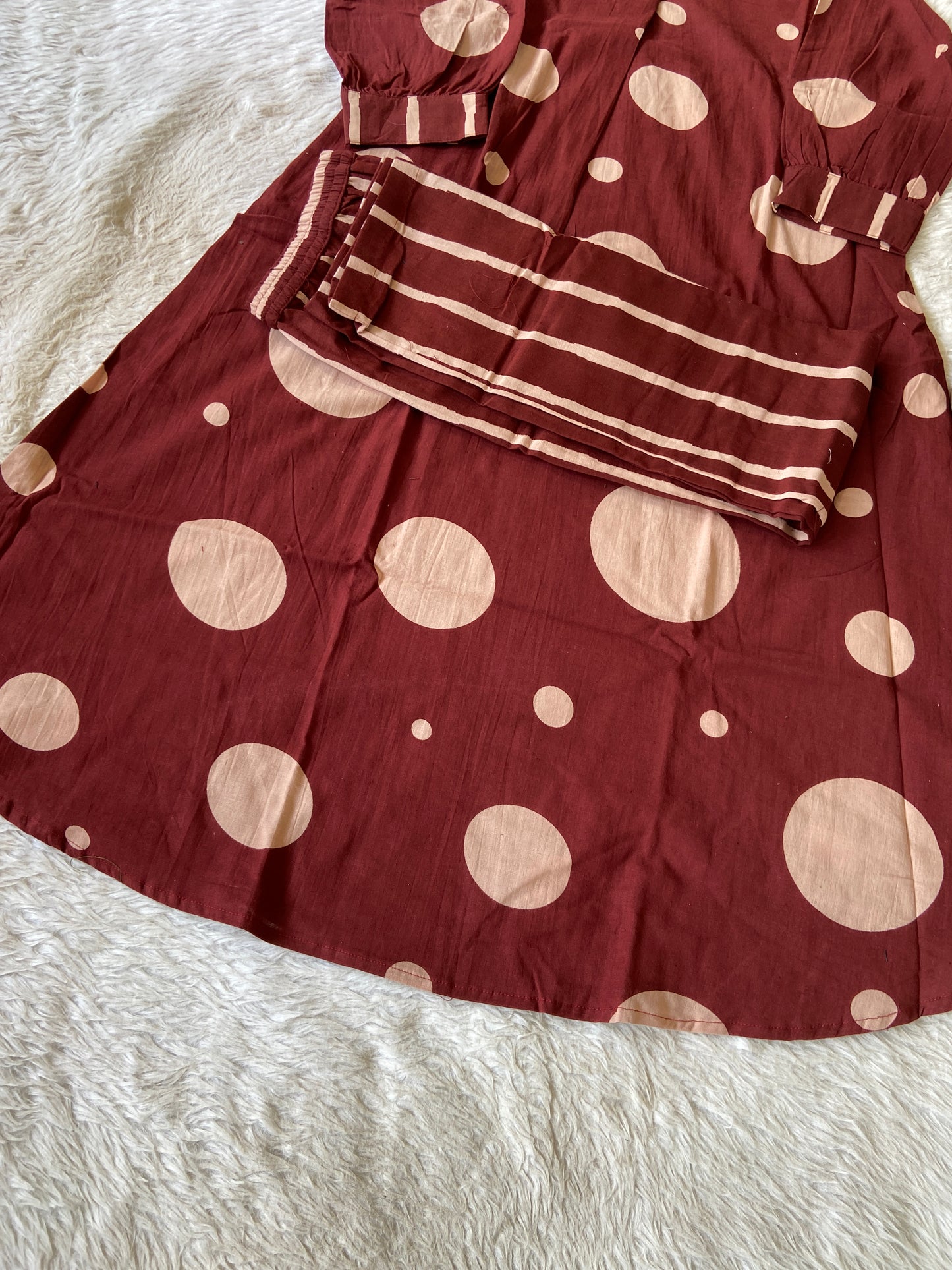 Polka Dots Cotton Aline Kurti With Palazzo. Cotton Kurtis Sets For Women Online India. Shop the Latest Festive Summer Collection at Shivani Designer Kurti.