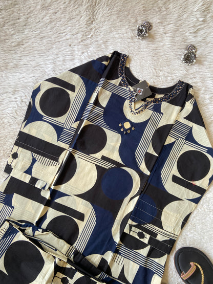 Jaipuri Cotton Printed Straight Kurti With Palazzo. Cotton Kurti Sets For Women Online India. Shop the Latest Festive Summer Collection at Shivani Designer Kurti.