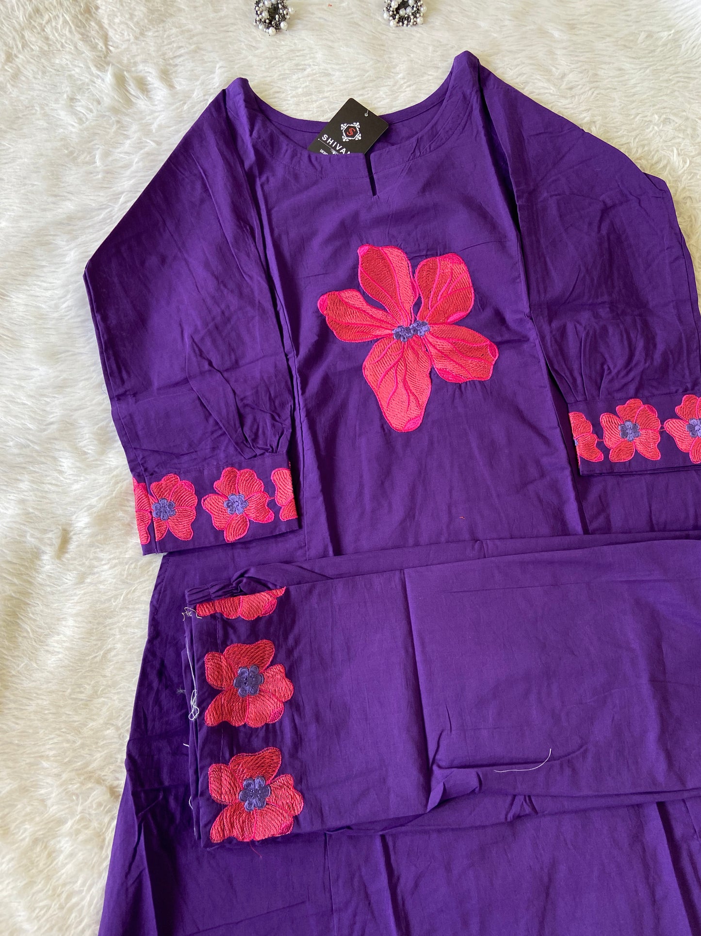 Flower Work In Sleeeve, Palazzo And Neck, Beautiful Aline Kurti With Plain Palazzo. Cotton Aline Kurti Sets For Women