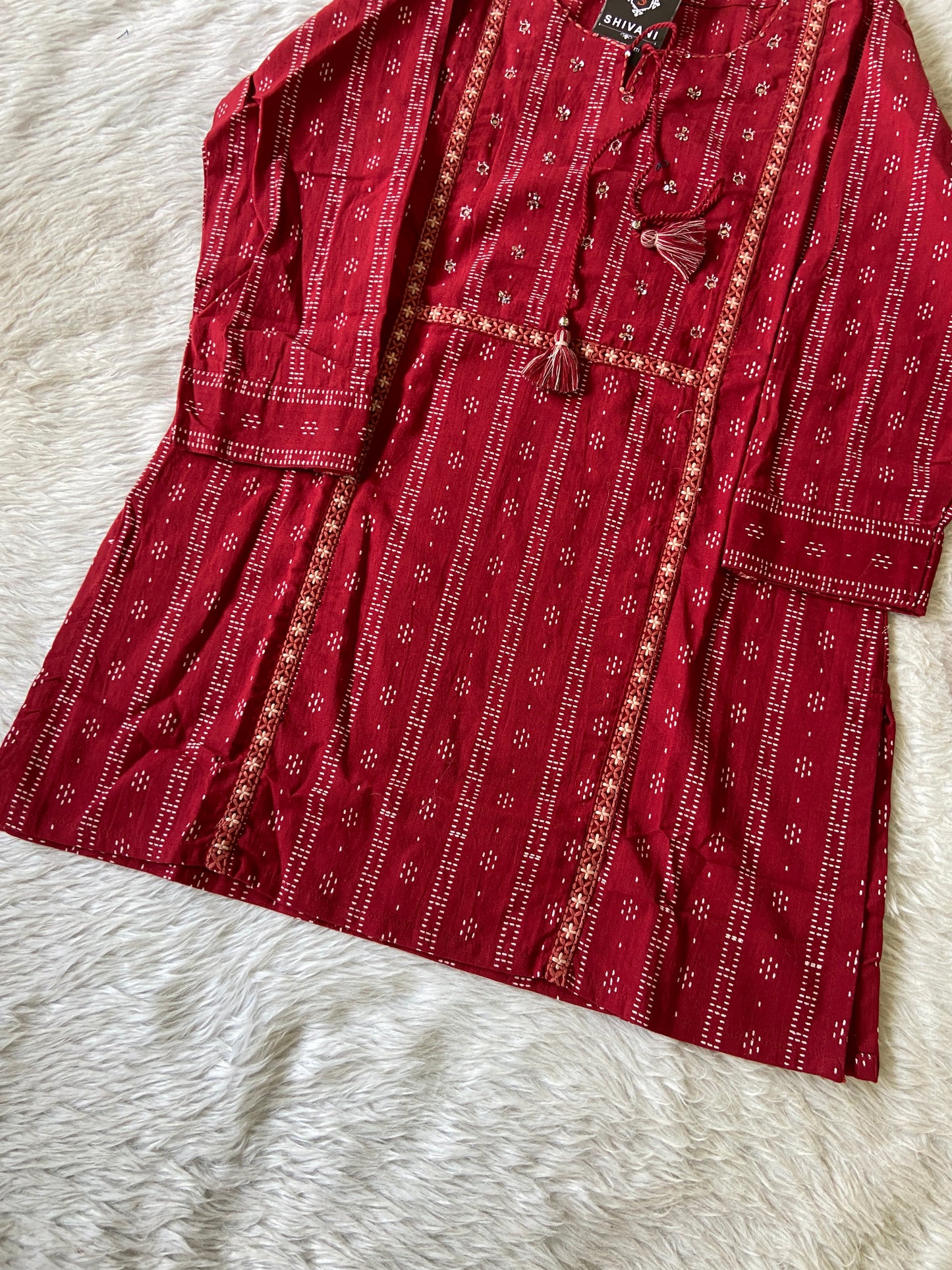 Cotton Embroidery Work Short Top. Cotton Short Top For Women online India. Shop the Latest Festive Summer Collection at Shivani Designer Kurti.