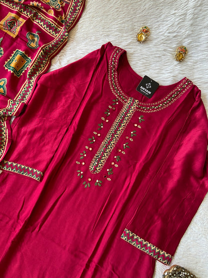 Handwork Short Kurti With Farsi Salwar And Dupatta. Silk Suit Sets For Women Online India. Shop the Latest Festive Summer Collection at Shivani Designer Kurti.