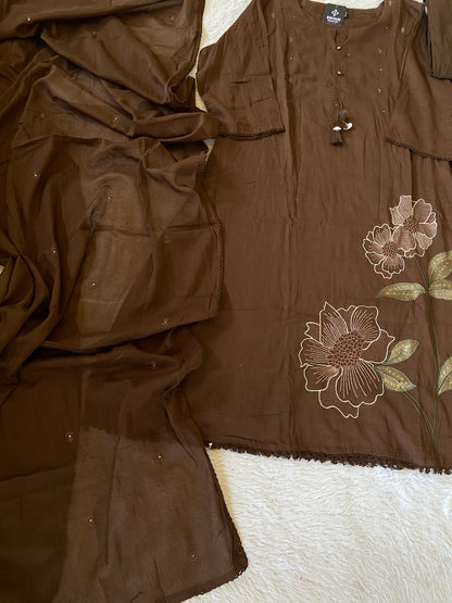 Flower Embroidery Work Cotton Aline Kurti, Pant And Dupatta. Cotton Suit Sets For Women Online India. Shop the Latest Festive Summer Collection at Shivani Designer Kurti.
