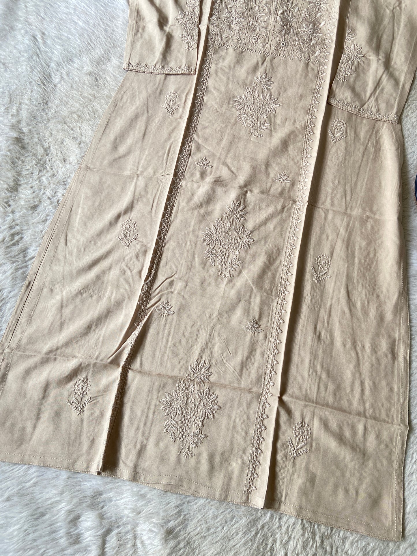 Rayon Straight Lucknowi Chikankari Long Kurti. Rayon Kurti For Women online India. Shop the Latest Festive Summer Collection at Shivani Designer Kurti.
