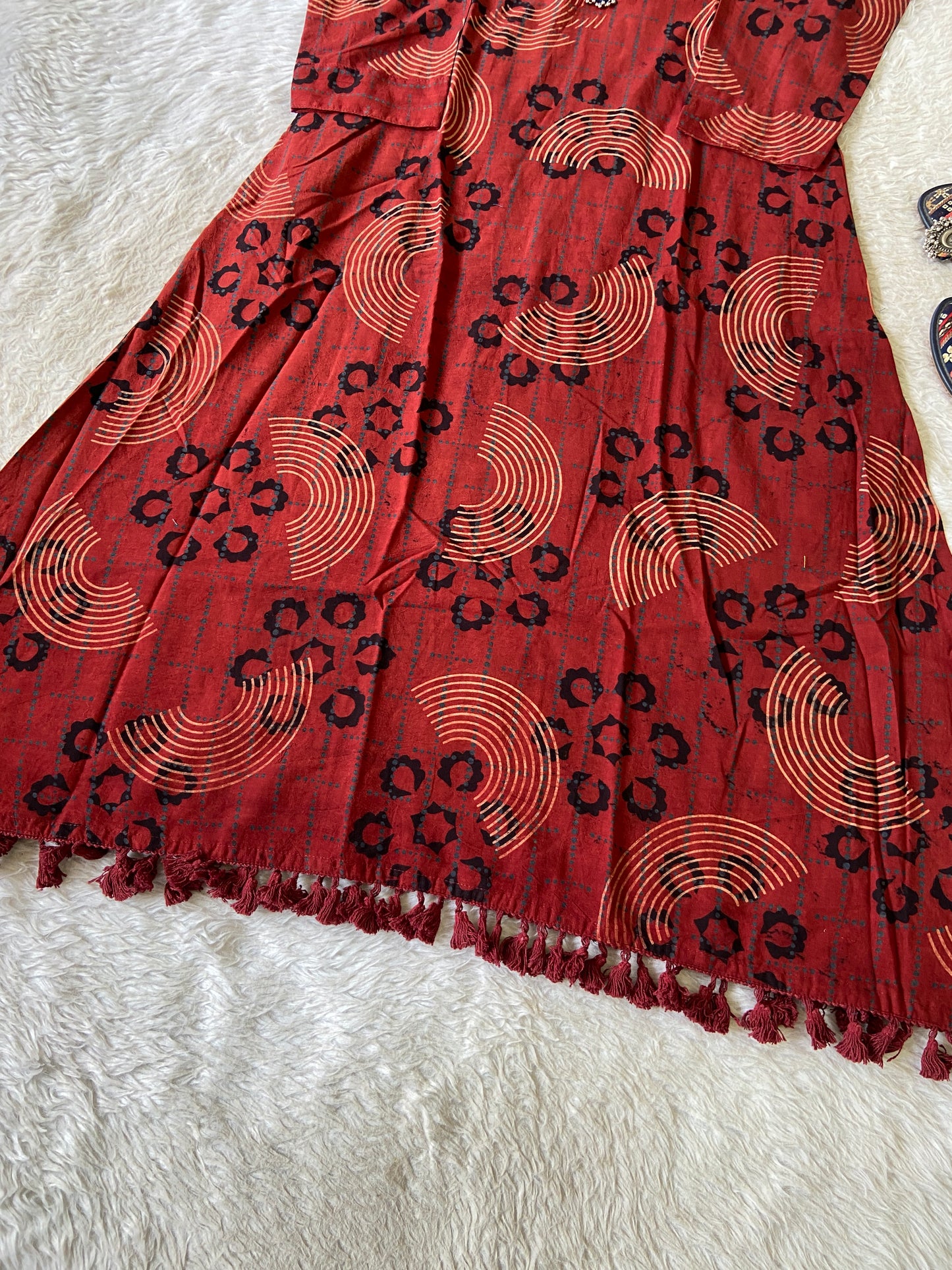 Cotton Midi, Cotton Aline Kurti With Mirror Work (Gamthi Kurti). Cotton Kurti For Women online India. Shop the Latest Festive Summer Collection at Shivani Designer Kurti.