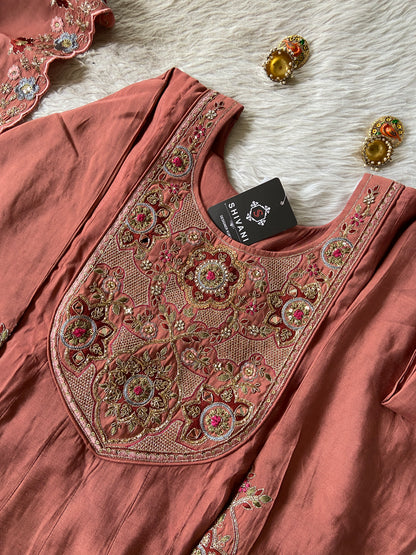 Premium Designer Anarkali Suit. Silk Suit Sets For Women Online India. Shop the Latest Festive Summer Collection at Shivani Designer Kurti.