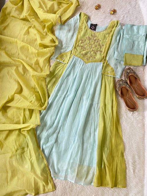 Premium Collection. Banarasi Mul Chanderi Aline Kurti With Pant And Dupatta. Silk Suit Sets For Women Online India. Shop the Latest Festive Summer Collection at Shivani Designer Kurti.