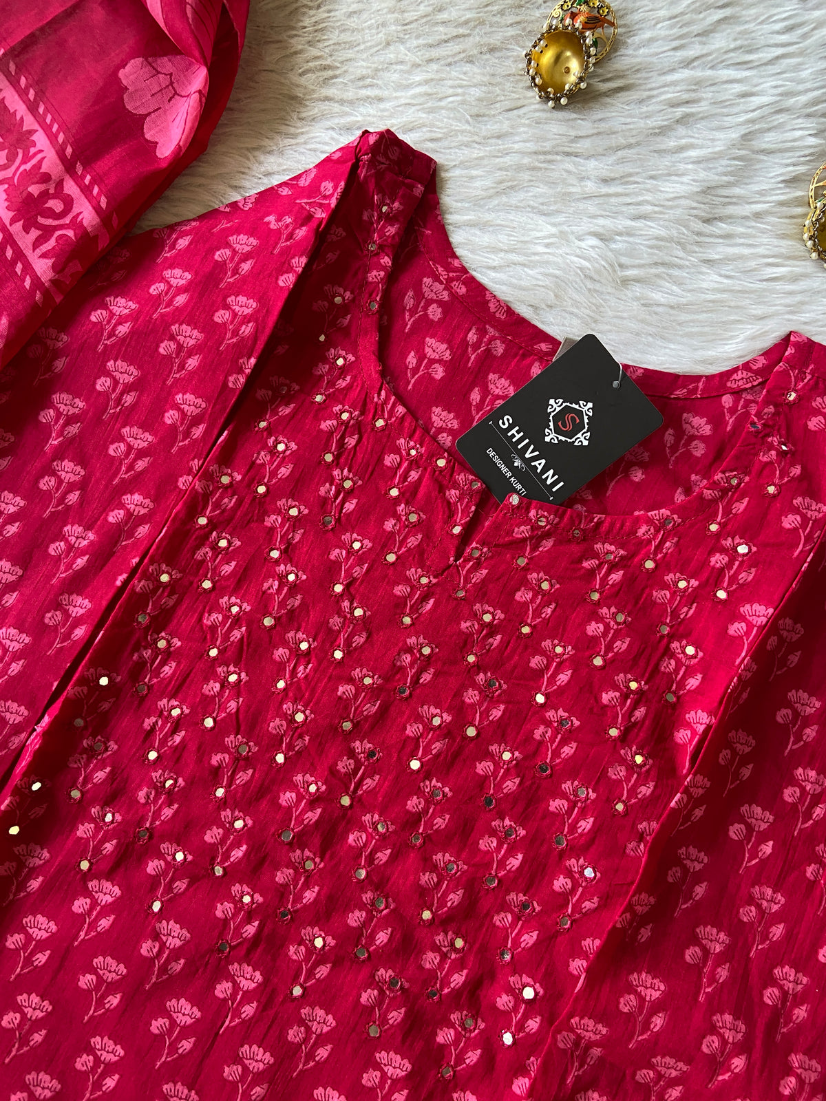 Jaipuri Cotton Straight Kurti, Pant And Dupatta. Cotton Kurti Suits For Women Online India. Shop the Latest Festive Summer Collection at Shivani Designer Kurti.