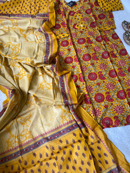 Jaipuri Print Cotton Straight Cut Kurti With Pant And Dupatta. Cotton Suit Sets For Women Online India. Shop the Latest Festive Summer Collection at Shivani Designer Kurti.