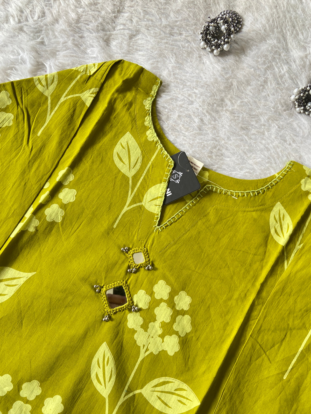 Jaipuri Cotton Printed Straight Kurti With Palazzo. Cotton Kurti Sets For Women Online India. Shop the Latest Festive Summer Collection at Shivani Designer Kurti.