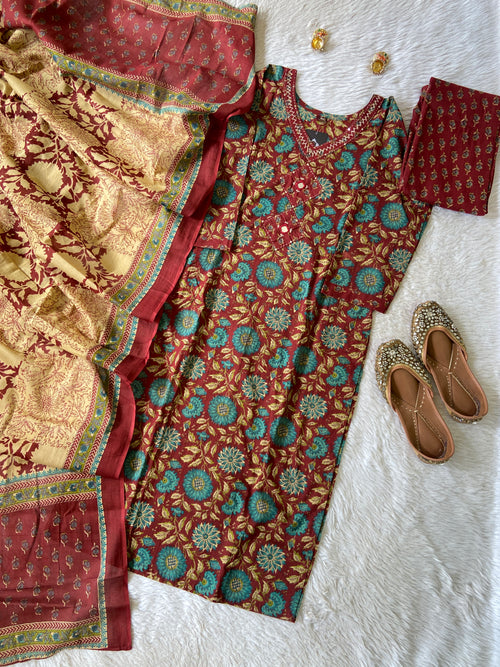 Jaipuri Print Cotton Straight Cut Kurti With Pant And Dupatta. Cotton Suit Sets For Women Online India. Shop the Latest Festive Summer Collection at Shivani Designer Kurti.