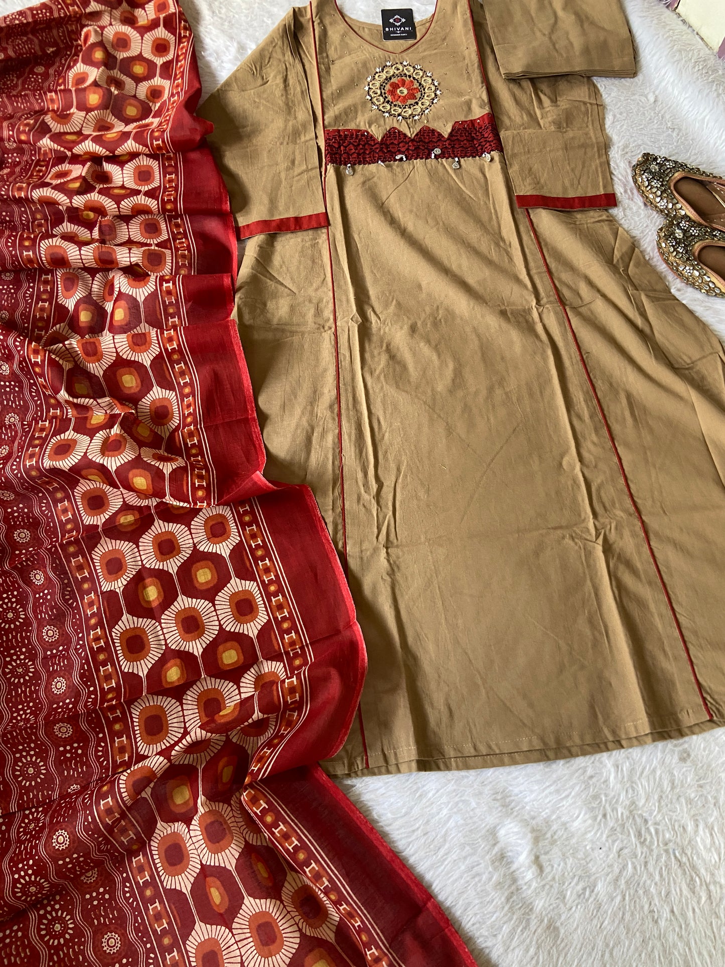 Cotton Hand Work Aline Kurti With Palazzo And Print Dupatta (Gamthi Pair). Cotton Suit Sets For Women Online India. Shop the Latest Festive Summer Collection at Shivani Designer Kurti.