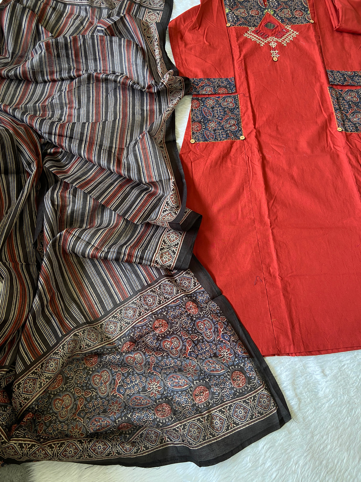 Cotton Hand Work Aline Kurti With Plain Palazzo And Printed Dupatta (Gamthi Pair). Cotton Suit Sets For Women Online India. Shop the Latest Festive Summer Collection at Shivani Designer Kurti.
