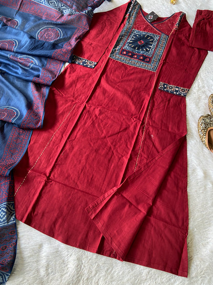 Patchwork And Mirrorwork In Neck, Cotton Aline Kurti With Pant And Dupatta (Gamthi Pair). Cotton Suit Sets For Women Online India. Shop the Latest Festive Summer Collection at Shivani Designer Kurti.