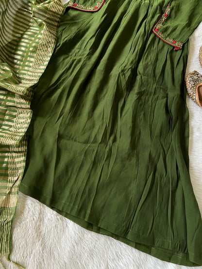 Silk Aline Kurtis With Palazzo And Dupatta. Silk Suit Sets For Women. Shop the Latest Festive Summer Collection at Shivani Designer Kurti.