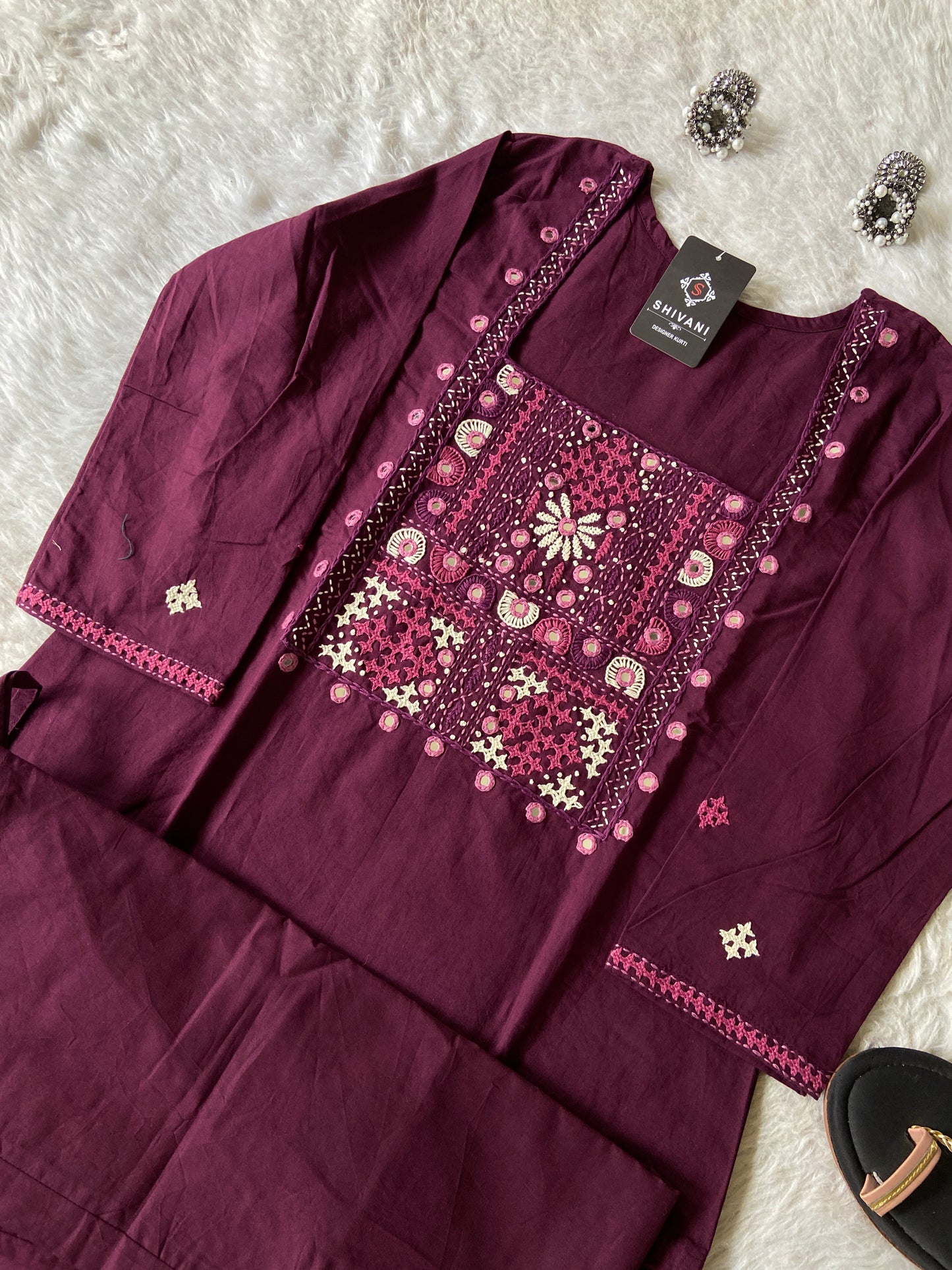 Handwork in Neck Cotton Straight Kurti With Palazzo. Cotton Straight Kurti Sets For Women Online India. Shop the Latest Festive Summer Collection at Shivani Designer Kurti.
