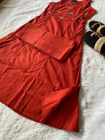 Real Mirror With Handwork, Sleeveless Kurti With Lowcut, Matching Palazzo, Cotton Aline Kurti Sets For Women.