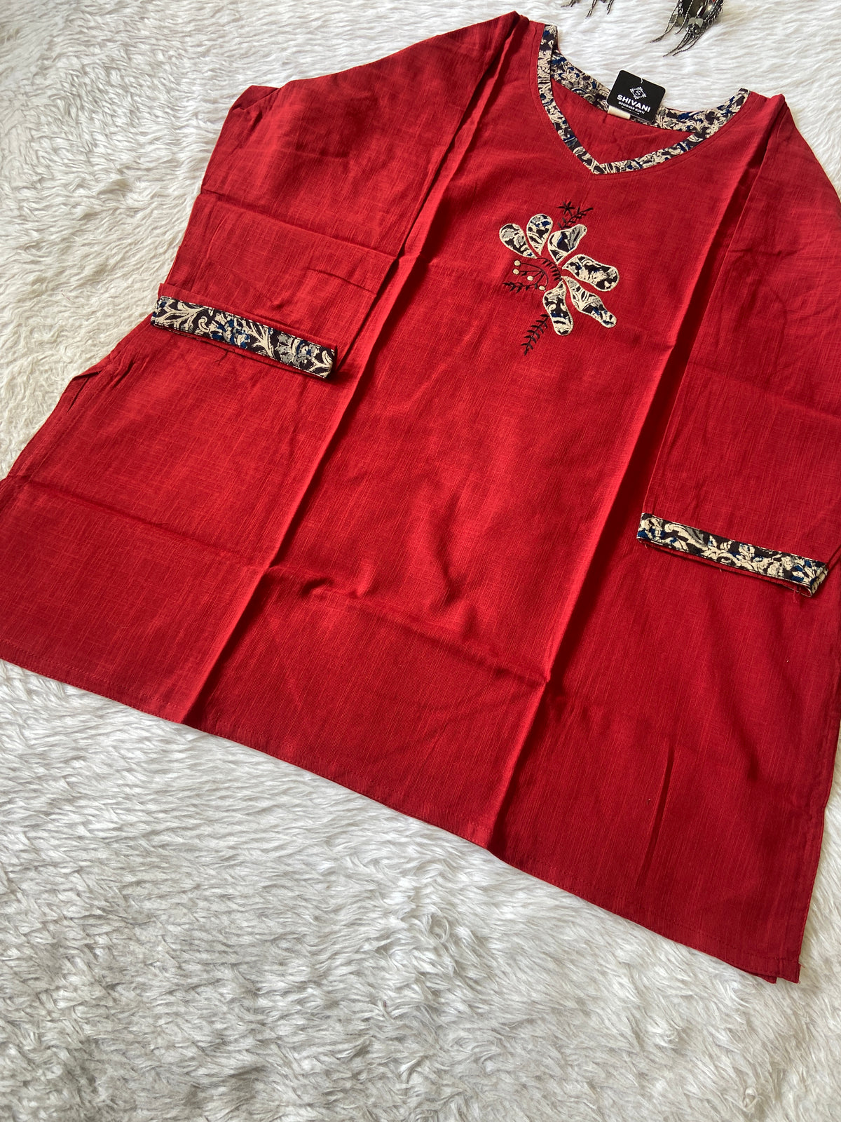 Aplic Work Cotton Short Top (Gamthi). Cotton Short Top For Women online India. Shop the Latest Festive Summer Collection at Shivani Designer Kurti.
