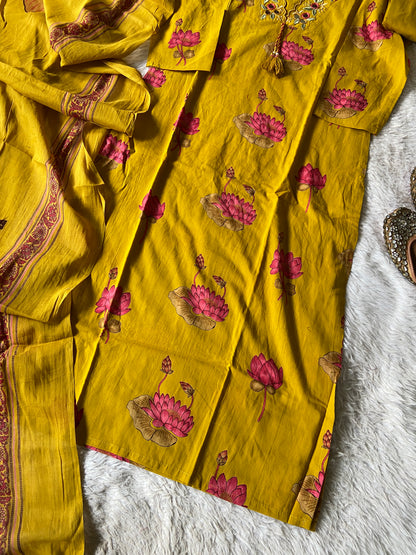 Cotton Straight Cut Kurti With Palazzo And Dupatta. Cotton Suit Sets For Women Online India. Shop the Latest Festive Summer Collection at Shivani Designer Kurti.