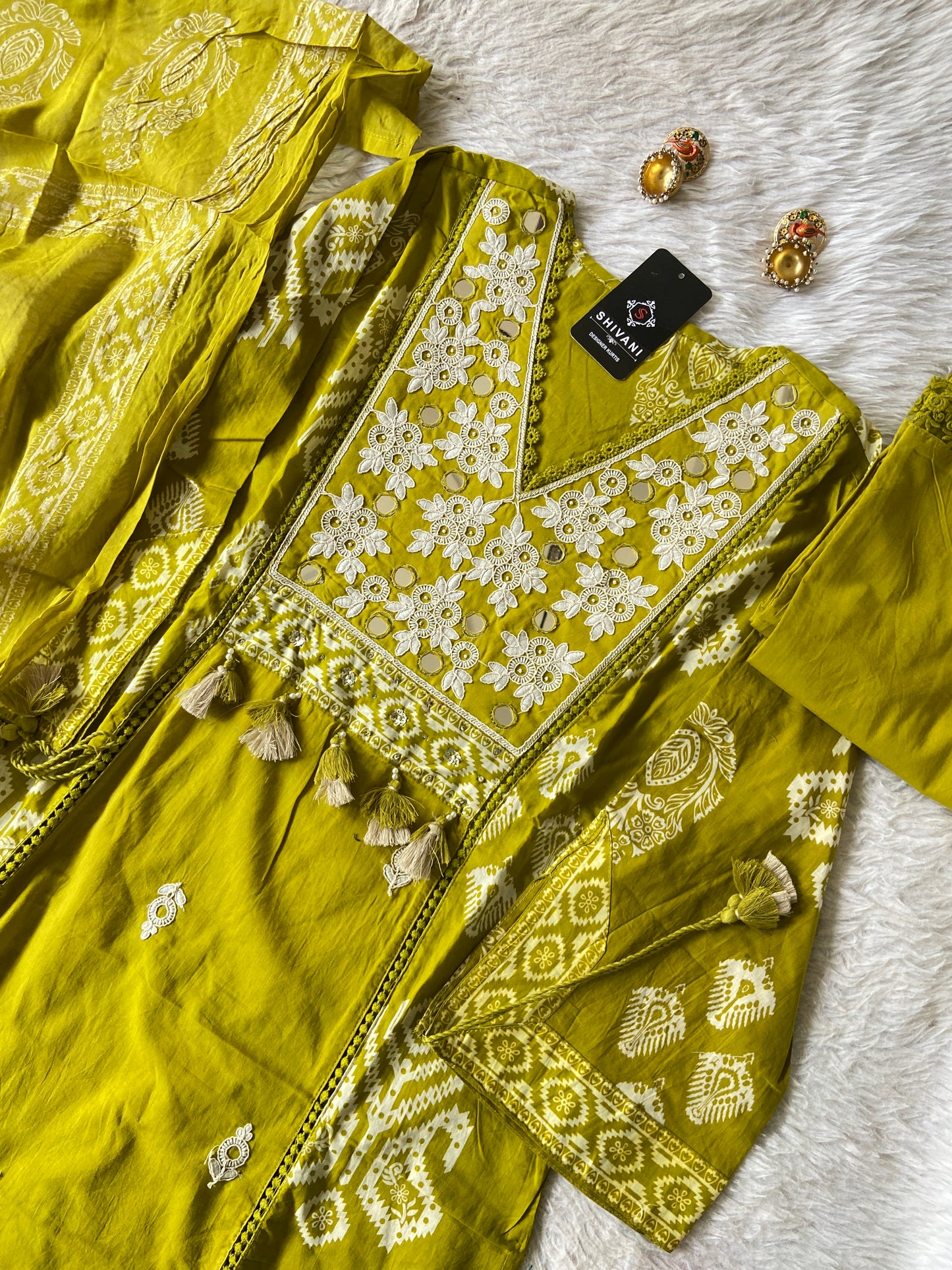 Jaipuri Print Cotton Aline Kurti With Palazzo And Dupatta.. Cotton Suit Sets For Women Online India. Shop the Latest Festive Summer Collection at Shivani Designer Kurti.