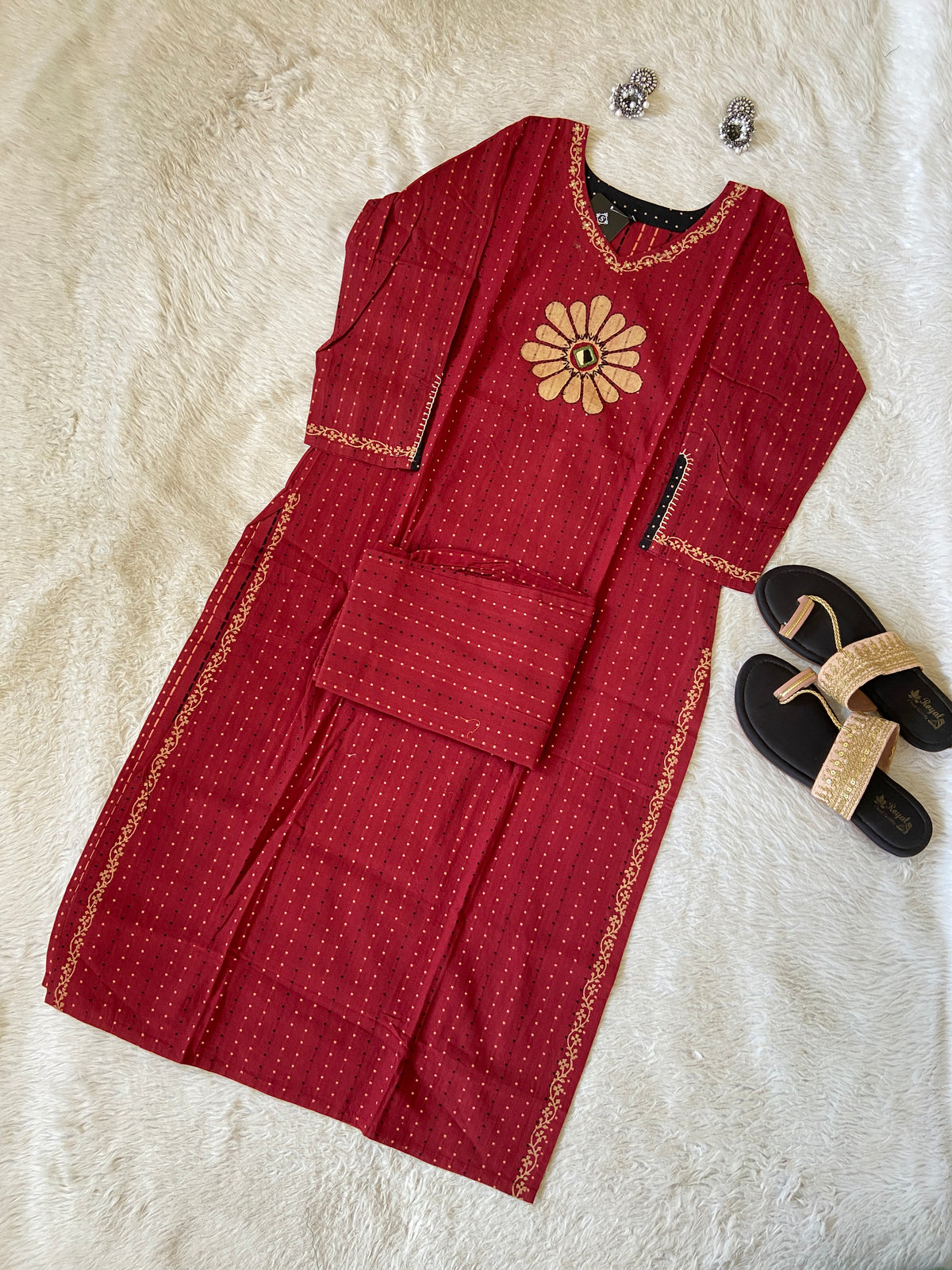 Cotton Straight Cut Kurti With Pant. Cotton Kurti Sets For Women Online India. Shop the Latest Festive Summer Collection at Shivani Designer Kurti.