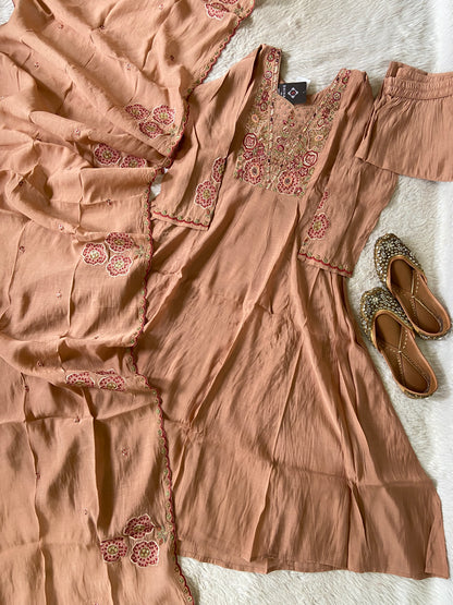 Premium Designer Anarkali Suit. Silk Suit Sets For Women Online India. Shop the Latest Festive Summer Collection at Shivani Designer Kurti.