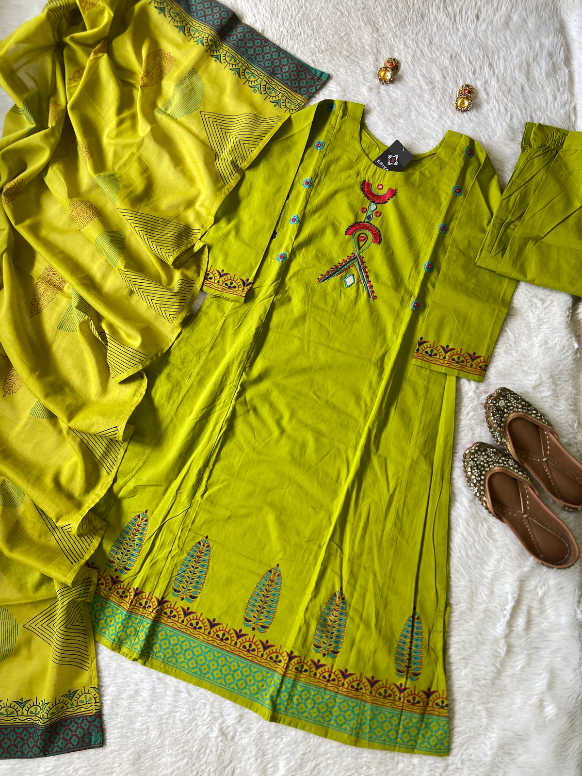 Cotton Hand Work Aline Kurti With Plain Palazzo And Block Printed Dupatta (Gamthi Pair). Cotton Suit Sets For Women Online India. Shop the Latest Festive Summer Collection at Shivani Designer Kurti.