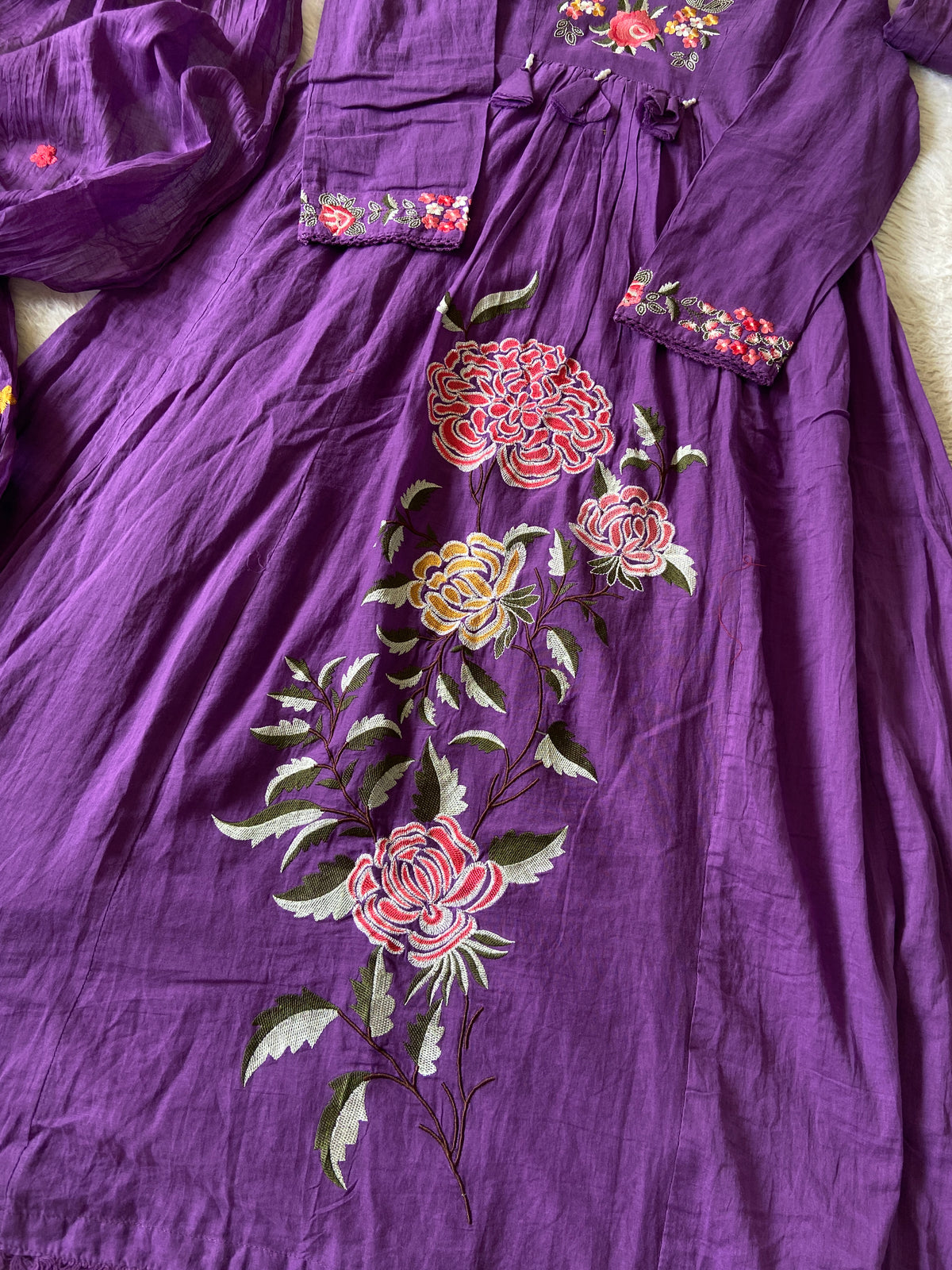 Mul Cotton Aline Kurti, Pant And Dupatta. Cotton Suits Sets For Women Online India. Shop the Latest Festive Summer Collection at Shivani Designer Kurti.