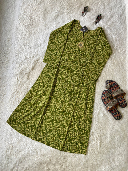 Aline Printed Cotton Kurti. Cotton Kurtis For Women Online India. Shop the Latest Festive Summer Collection at Shivani Designer Kurti.