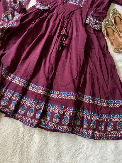 Full Sleeve Cotton Anarkali Kurti, Pant And Dupatta. Cotton Anarkali Kurti Suits For Women Online India. Shop the Latest Festive Summer Collection at Shivani Designer Kurti.