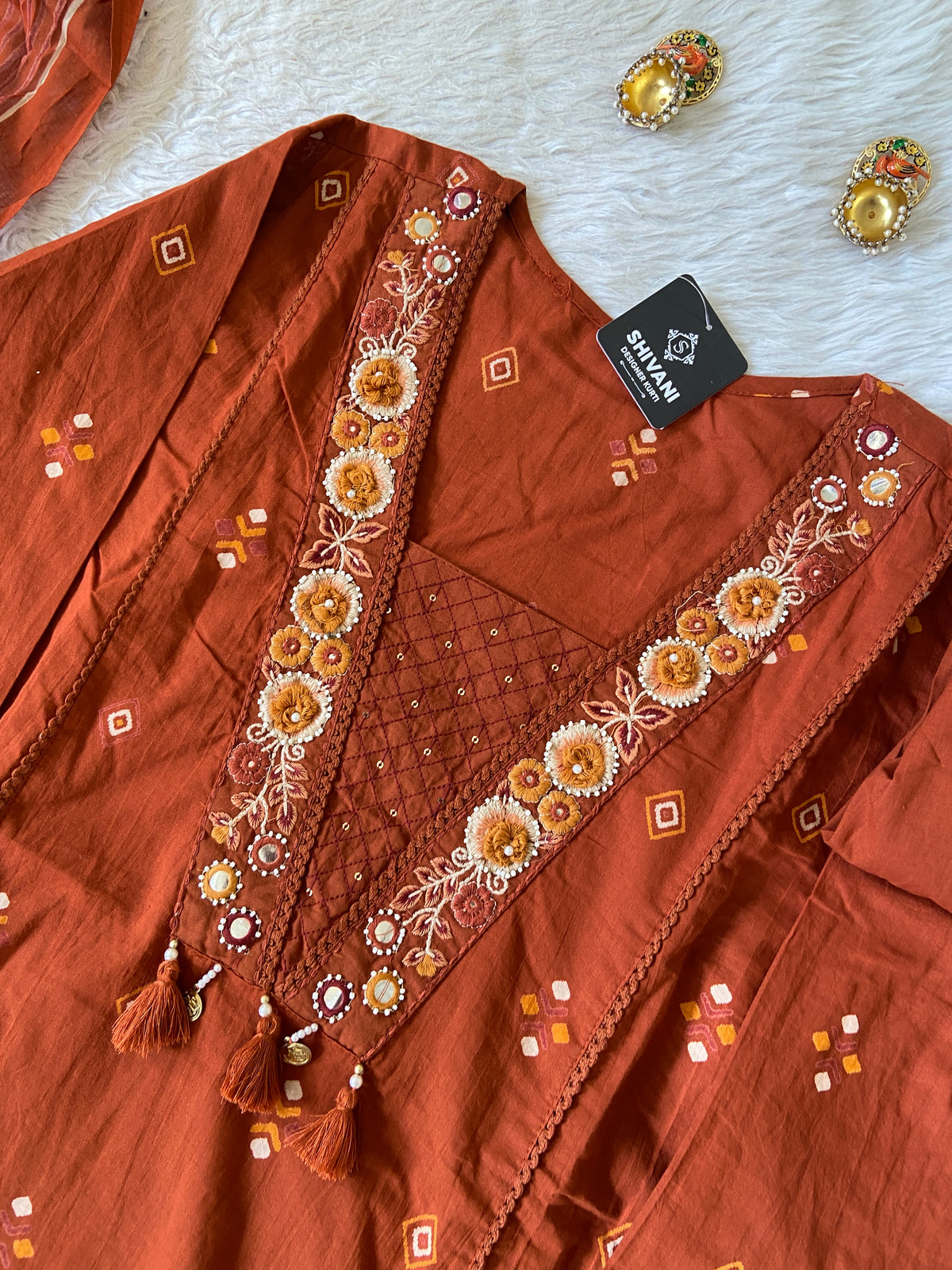 V-Neck Style, Embroidery Work Cotton Straight Cut Kurti With Pant And Dupatta. Cotton Suit Sets For Women Online India. Shop the Latest Festive Summer Collection at Shivani Designer Kurti.