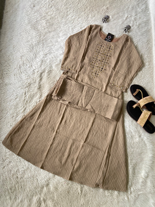 Mirror Work Aline Kurti And Palazzo. Aline Kurti Sets For Women Online India. Shop the Latest Festive Summer Collection at Shivani Designer Kurti.