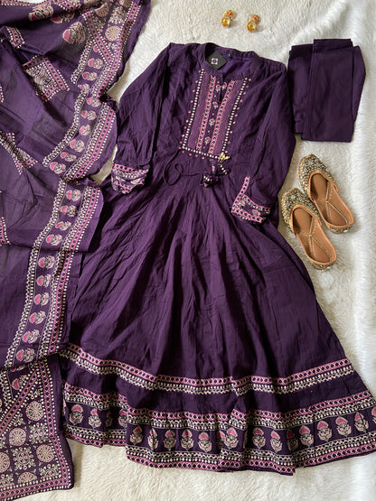 Full Sleeve Cotton Anarkali Kurti, Pant And Dupatta. Cotton Anarkali Kurti Suits For Women Online India. Shop the Latest Festive Summer Collection at Shivani Designer Kurti.