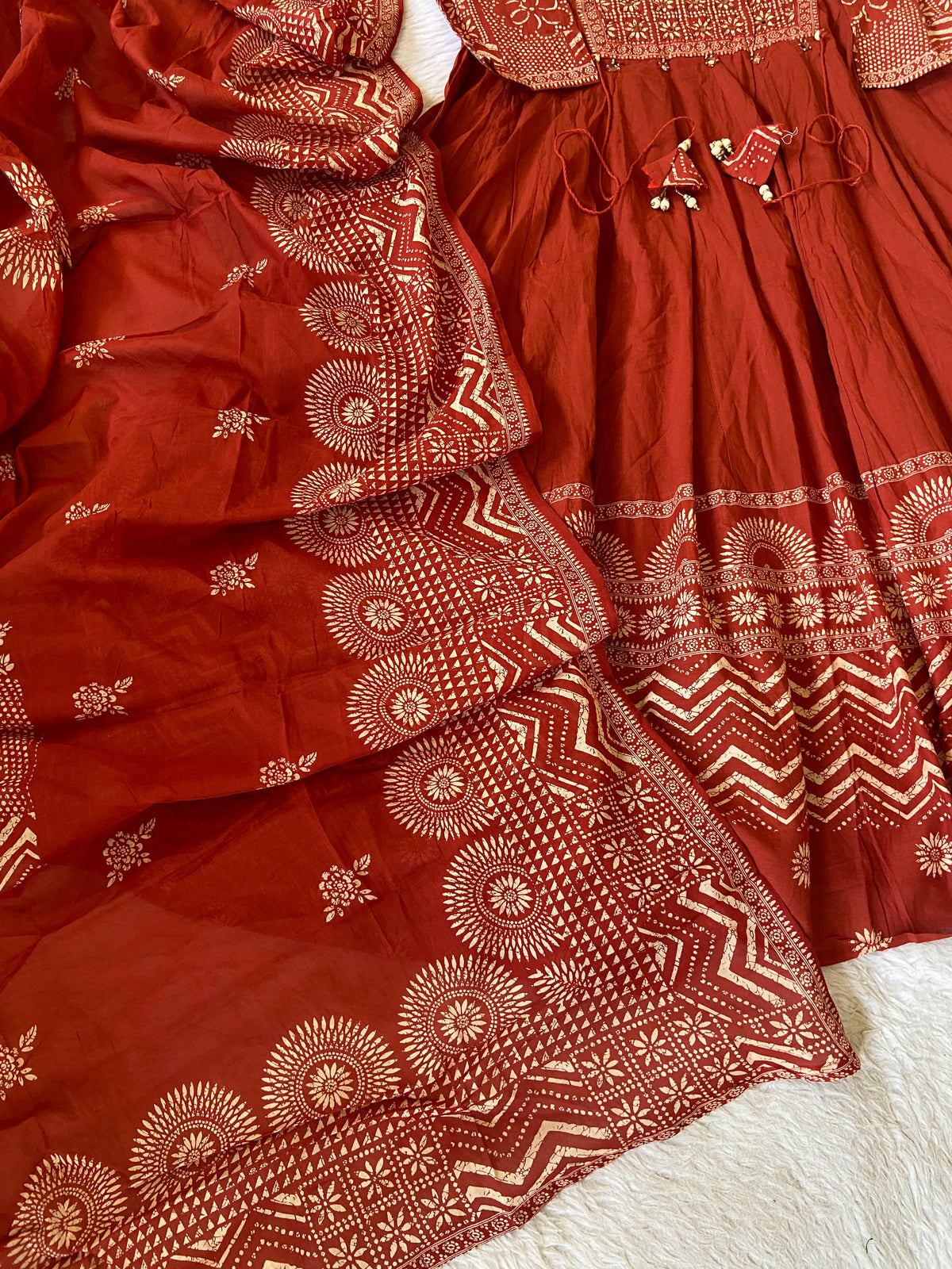 Full Flair Cotton Anarkali Kurti, Pant And Dupatta. Cotton Anarkali Kurti Suits For Women Online India. Shop the Latest Festive Summer Collection at Shivani Designer Kurti.
