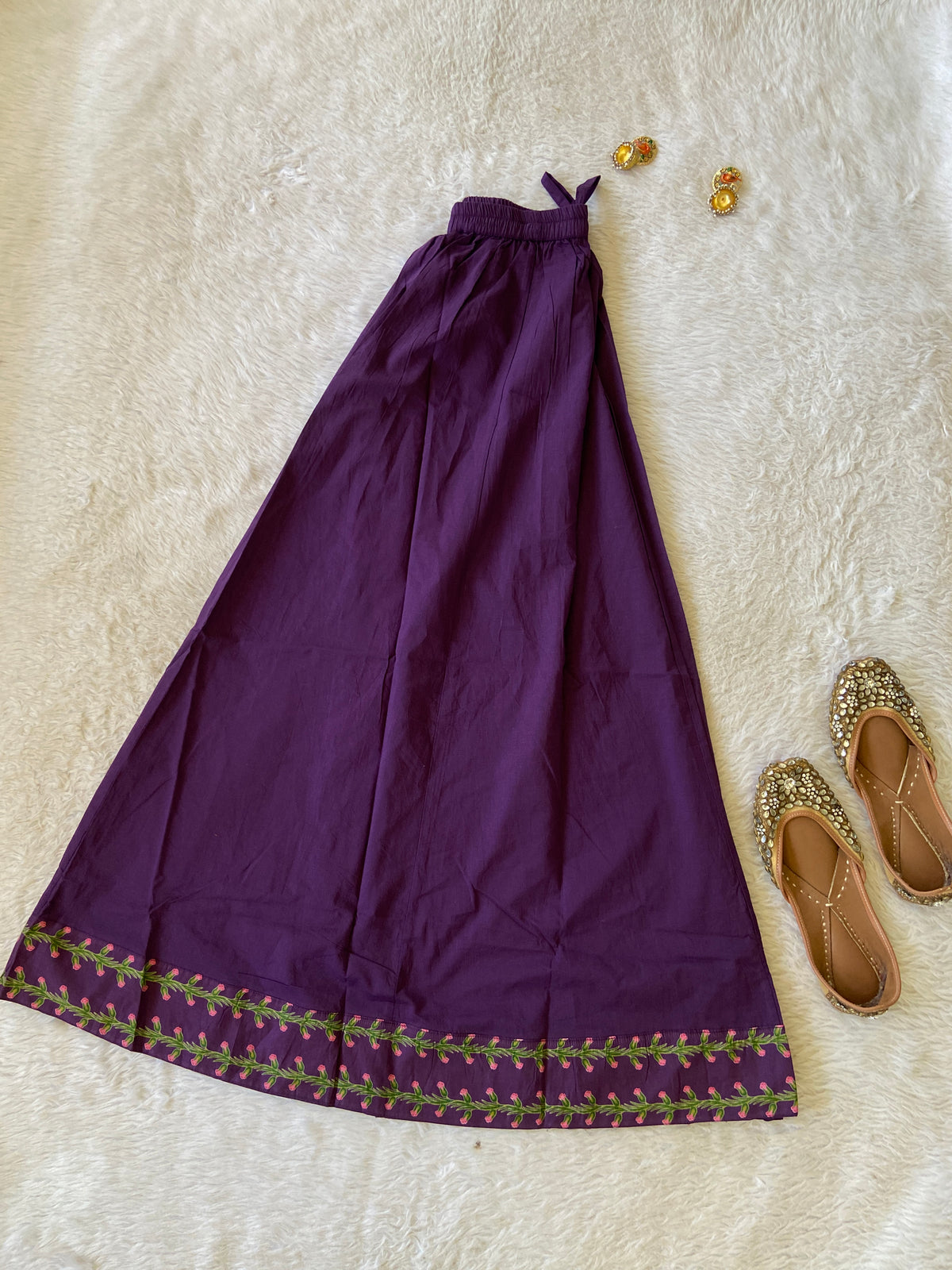 Gopi Dress. Printed Cotton Short Kurti With Skirt And Dupatta. Cotton Suit Sets For Women Online India. Shop the Latest Festive Summer Collection at Shivani Designer Kurti.