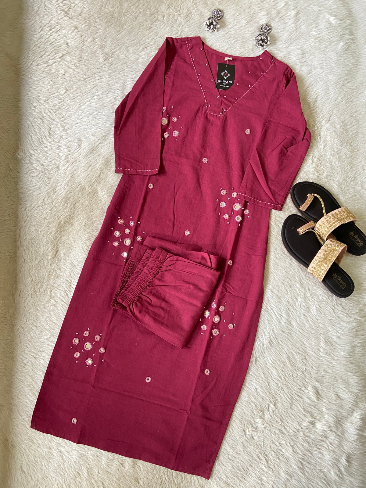 Mirror Work Cotton Straight Kurti And Palazzo. Cotton Straight Kurti Sets For Women Online India. Shop the Latest Festive Summer Collection at Shivani Designer Kurti.