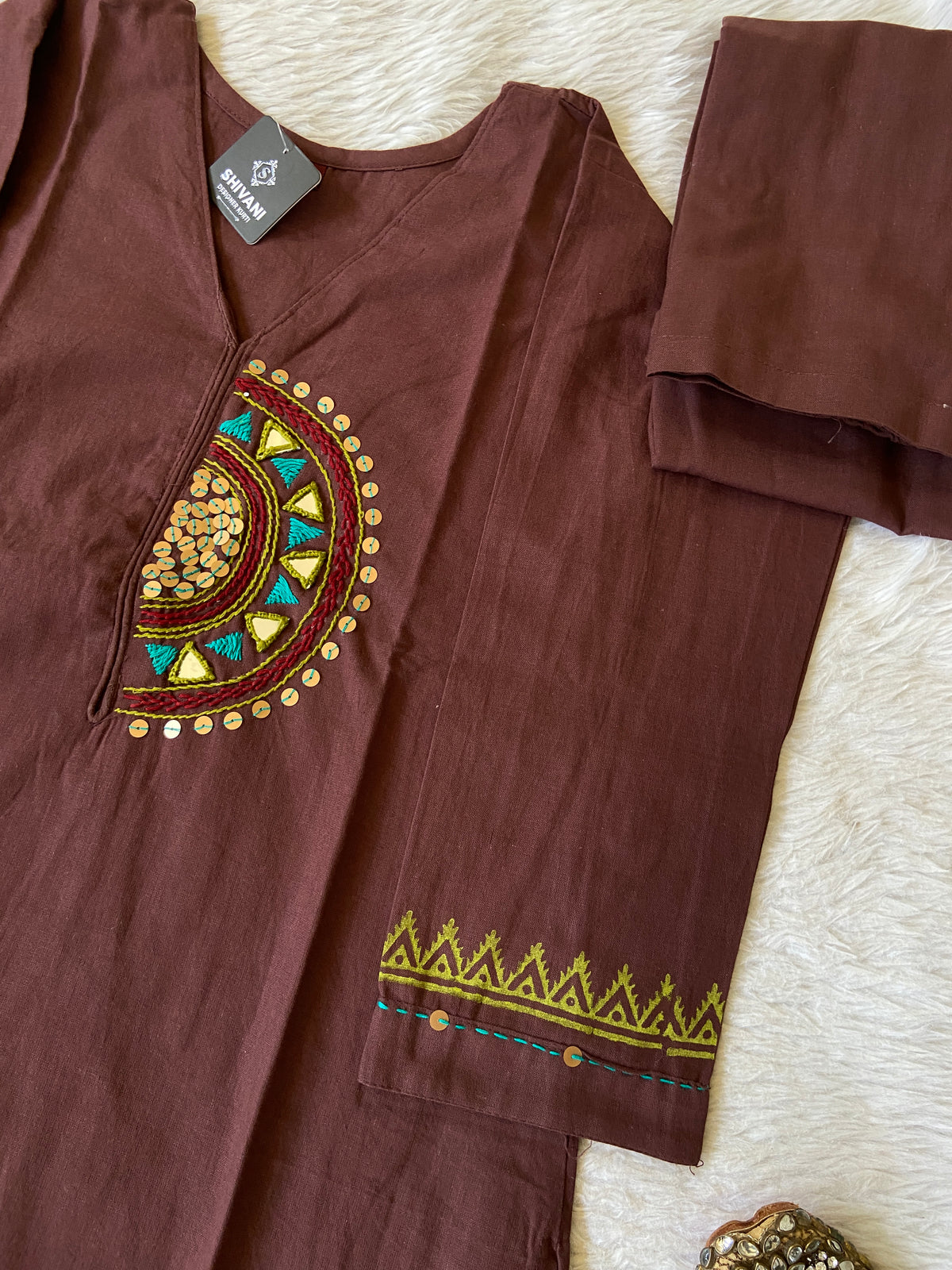 Mirror Hand Work Cotton Flex Straight Cut Kurti With Palazzo And Dupatta. Cotton Suit Sets For Women Online India. Shop the Latest Festive Summer Collection at Shivani Designer Kurti.
