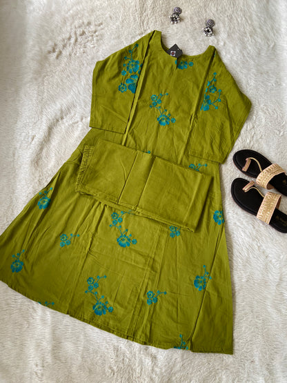 Embroidery Work Cotton Aline Kurti And Palazzo. Cotton Aline Kurti Sets For Women Online India. Shop the Latest Festive Summer Collection at Shivani Designer Kurti.