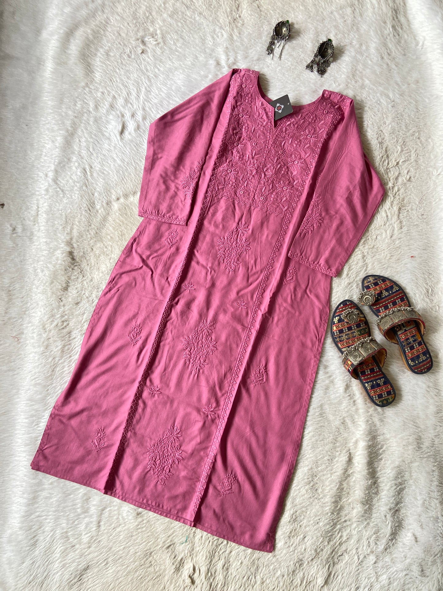 Rayon Straight Lucknowi Chikankari Long Kurti. Rayon Kurti For Women online India. Shop the Latest Festive Summer Collection at Shivani Designer Kurti.