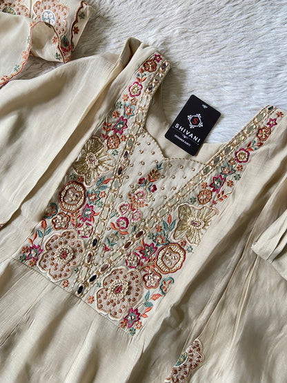 Premium Designer Anarkali Suit. Silk Suit Sets For Women Online India. Shop the Latest Festive Summer Collection at Shivani Designer Kurti.