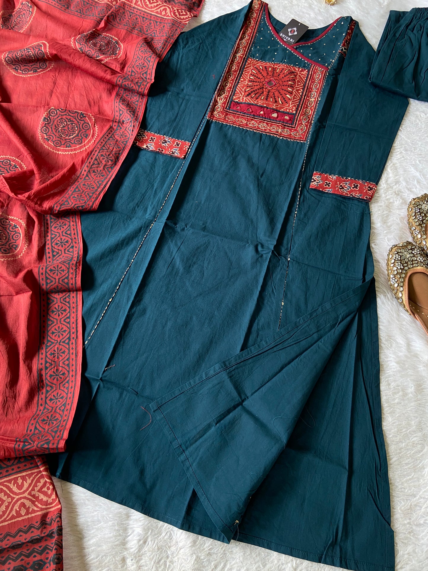 Patchwork And Mirrorwork In Neck, Cotton Aline Kurti With Pant And Dupatta (Gamthi Pair). Cotton Suit Sets For Women Online India. Shop the Latest Festive Summer Collection at Shivani Designer Kurti.