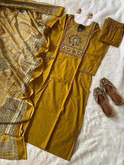 Beautiful Patch & Real Mirror work in Kurti, Palazzo And Dupatta, Cotton StraightCut Suit Sets For Women