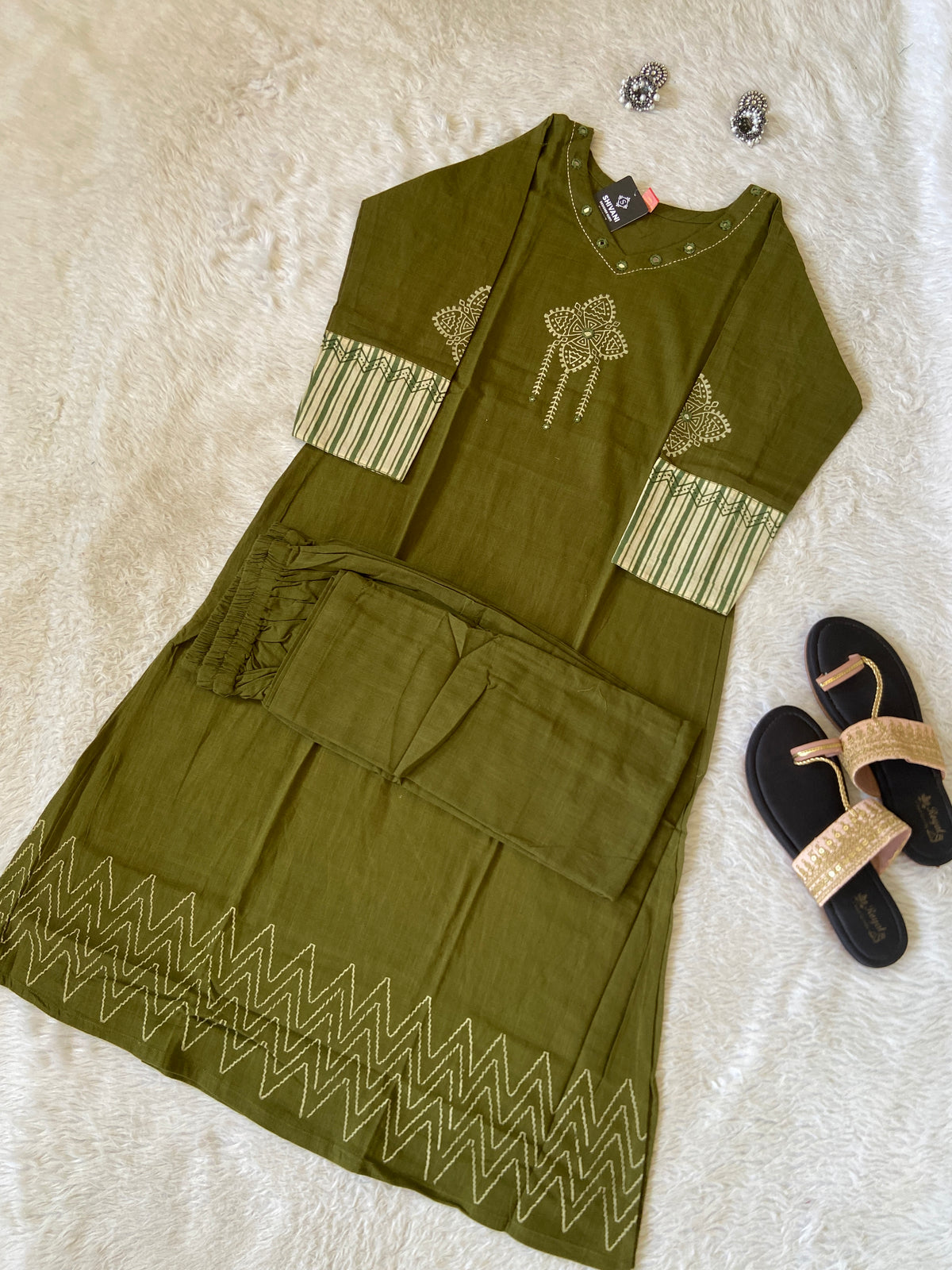 Mirror Work With Block Print Cotton Aline Kurti With Palazzo. Cotton Kurti Sets For Women Online India. Shop the Latest Festive Summer Collection at Shivani Designer Kurti.