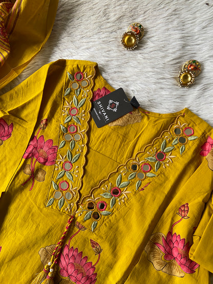 Cotton Straight Cut Kurti With Palazzo And Dupatta. Cotton Suit Sets For Women Online India. Shop the Latest Festive Summer Collection at Shivani Designer Kurti.